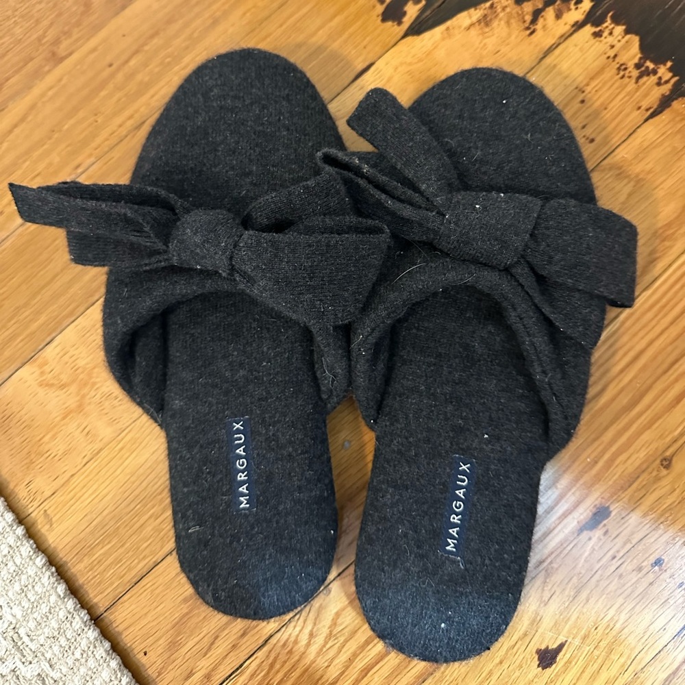 MARGAUX never worn slippers